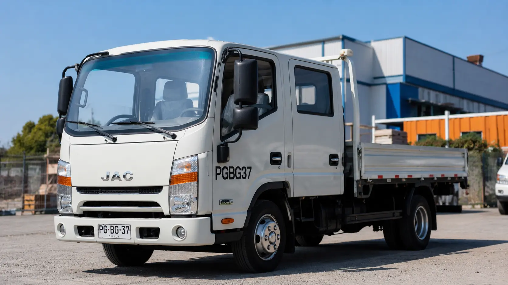 JAC Doble Cabina — Carga